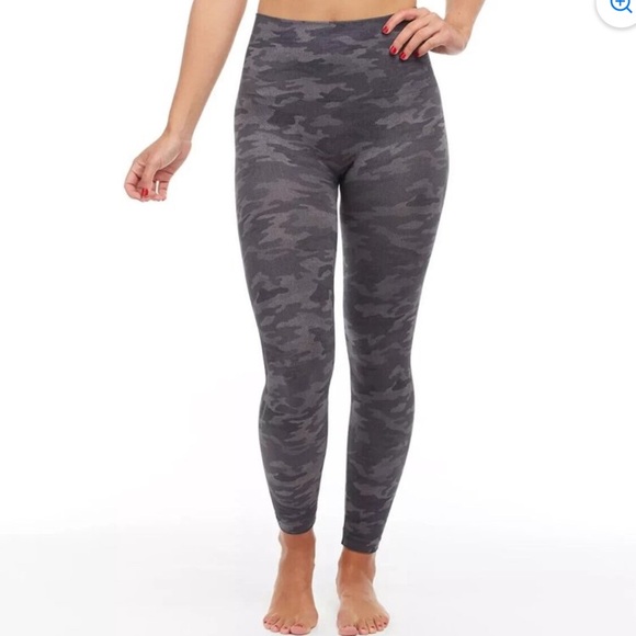 NWT Spanx Gray Ecocare Seamless Highrise Camouflage Full Length Leggings (M) - Picture 1 of 16